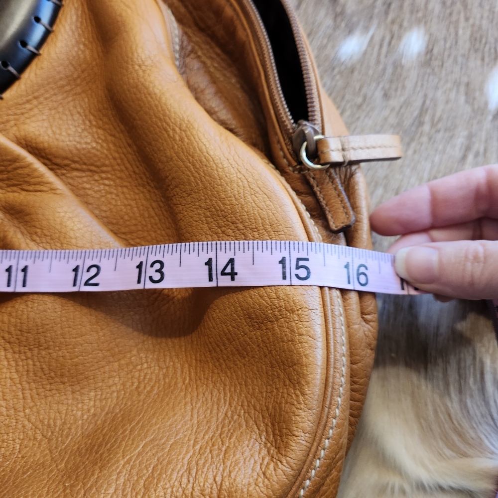 Women's Leather Circle-Handle Bag - Tan Oscar De La Renta - Picture 7 of 12